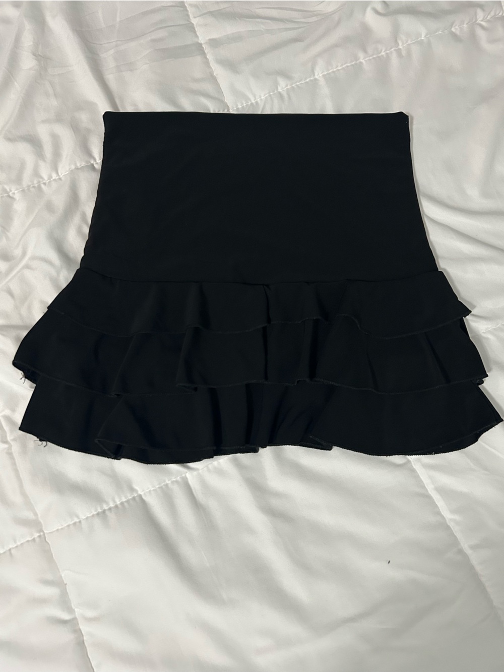 Y2K Black Ruffle Mini Skirt